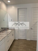 5626 S 26th Ln in Phoenix, AZ - Building Photo - Building Photo