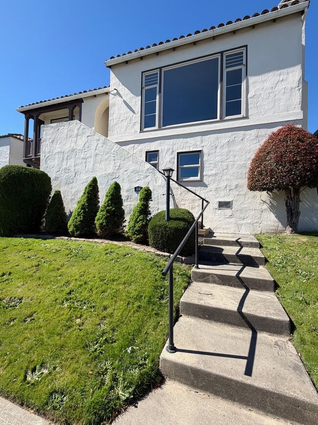 property at 279 Elder Ave