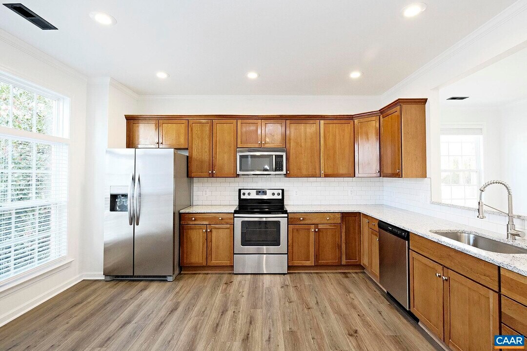 1721 Albemarle Pippen Ct in Crozet, VA - Building Photo