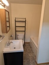 129 Main St in Bellville, OH - Building Photo - Building Photo