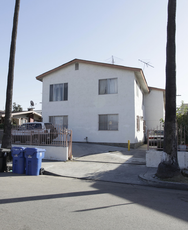 122 N Vendome St in Los Angeles, CA - Building Photo - Building Photo