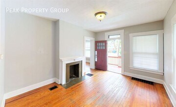 280 E Oakland Ave in Columbus, OH - Building Photo - Building Photo