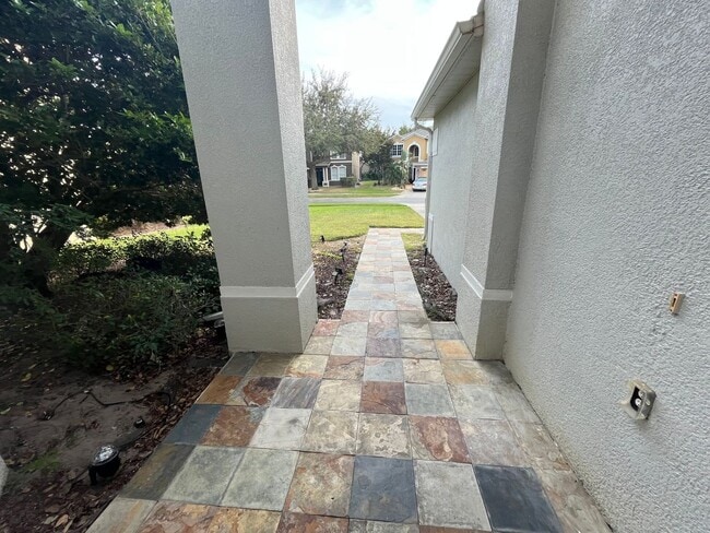 9869 Heron Pointe Dr in Orlando, FL - Building Photo - Building Photo