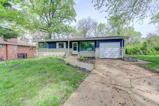 1012 Wylin Ct in Ferguson, MO - Building Photo