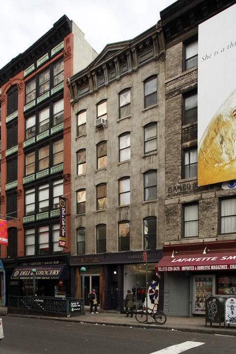 Landmark in New York, NY - Building Photo