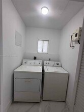 1970 NW 47th St in Miami, FL - Building Photo - Building Photo