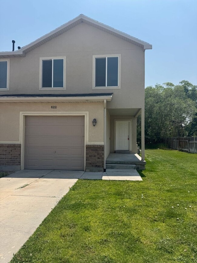 property at 634 E 1375 S