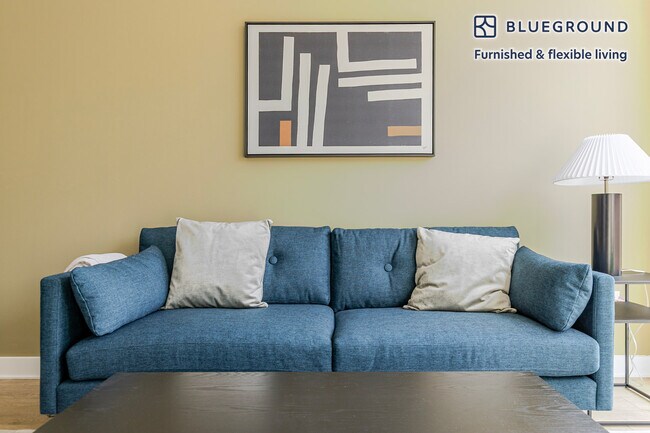 201 N Garland Ct in Chicago, IL - Foto de edificio - Building Photo