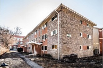 6921 S Cornell in Chicago, IL - Building Photo - Building Photo