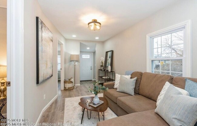 184 S Park Ave