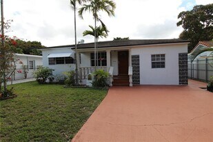 5580 SW 2nd St in Coral Gables, FL - Building Photo