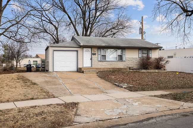 property at 615 Florland Dr