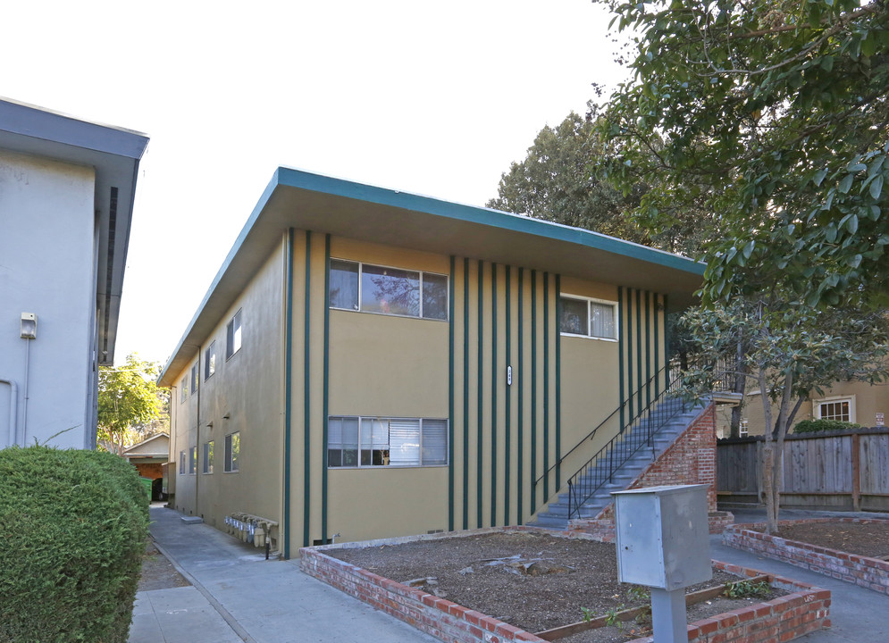 348 S 11th St in San Jose, CA - Foto de edificio