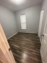 8 Little Monument St in Newburgh, NY - Building Photo - Building Photo