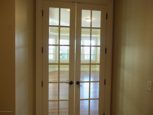 1031 Oval Rd in Manasquan, NJ - Building Photo - Building Photo