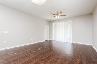 1919 Beardsley Dr in Apopka, FL - Building Photo - Building Photo