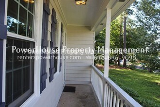 804 Marthas Dr in Lawrenceville, GA - Building Photo - Building Photo