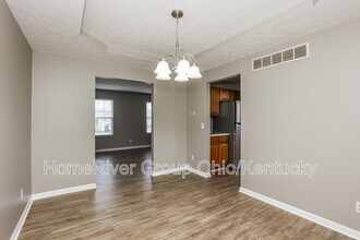 500 Misty Dawn Rd in Maineville, OH - Building Photo - Building Photo