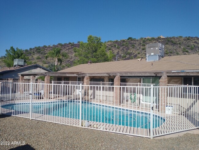 13802 N 17th Ave in Phoenix, AZ - Building Photo - Building Photo