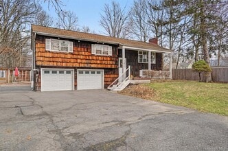 10 Cedar Ln in Cornwall, NY - Building Photo - Building Photo