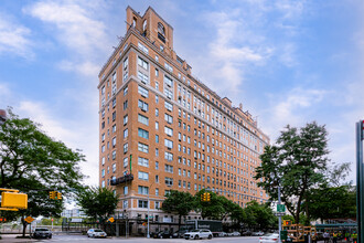 One East End in New York, NY - Building Photo - Building Photo