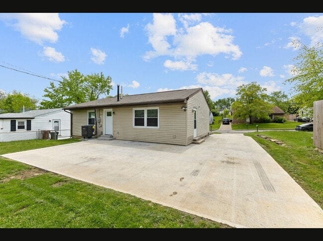3782 Feather Ln in Elsmere, KY - Building Photo - Building Photo
