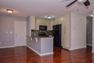 174 Two Pond Loop in Ladson, SC - Foto de edificio - Building Photo