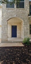1901 Carriage Club Dr in Cedar Park, TX - Building Photo - Building Photo