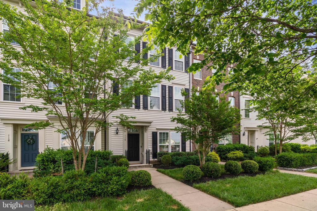 116 Apricot St in Stafford, VA - Building Photo