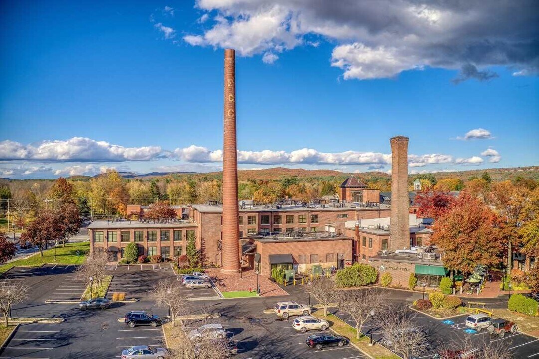 222 West St in Keene, NH - Building Photo