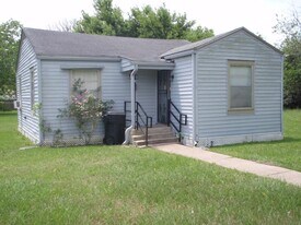 4824 Carmen St in Houston, TX - Building Photo