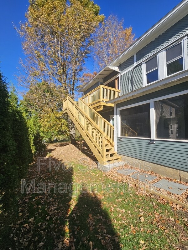 328 Browns Trce in Jericho, VT - Building Photo - Building Photo