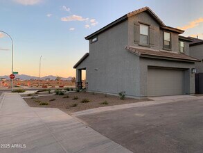 3712 N 99th Dr in Avondale, AZ - Building Photo - Building Photo