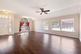 500 Sophie Ct in Pflugerville, TX - Building Photo - Building Photo