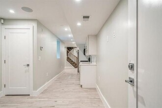 111 Collard St in Jersey City, NJ - Building Photo - Building Photo