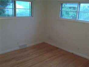 1541 Salt Springs Rd in Syracuse, NY - Building Photo - Building Photo