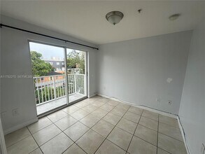 1453 SW 3rd St in Miami, FL - Building Photo - Building Photo