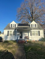 1544 Nelms Ave in Norfolk, VA - Building Photo