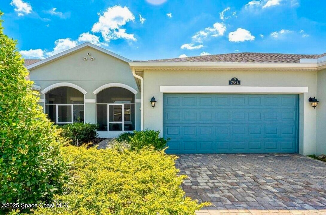 7634 Loren Cove Dr in Melbourne, FL - Building Photo