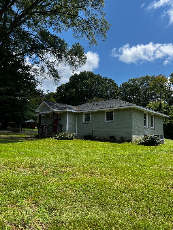 property at 3118 Eastwood Dr
