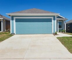 921 Mountain Laurel Rd in Princeton, TX - Building Photo