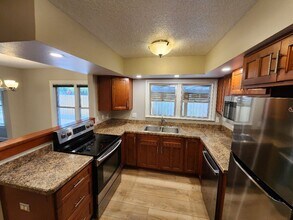 308 S Orange St in New Smyrna Beach, FL - Building Photo - Building Photo