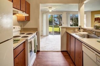 Soundview in Federal Way, WA - Building Photo - Building Photo