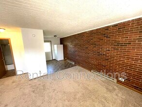 400 E College St in Energy, IL - Building Photo - Building Photo