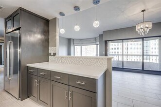 3030 McKinney Ave in Dallas, TX - Building Photo - Building Photo
