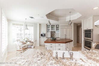 120 Serenata Dr in Ponte Vedra Beach, FL - Building Photo - Building Photo