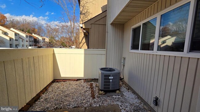 15277 Lodge Terrace in Woodbridge, VA - Building Photo - Building Photo