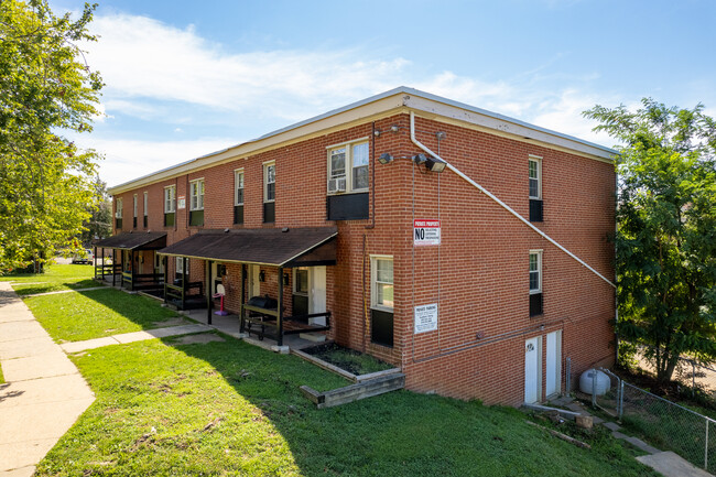 The Alameda Apartments in Baltimore, MD - Foto de edificio - Building Photo