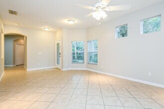 1050 Wickerwood St in Ocoee, FL - Building Photo - Building Photo