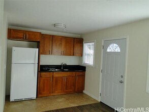 3081 Holua Pl in Honolulu, HI - Building Photo - Building Photo